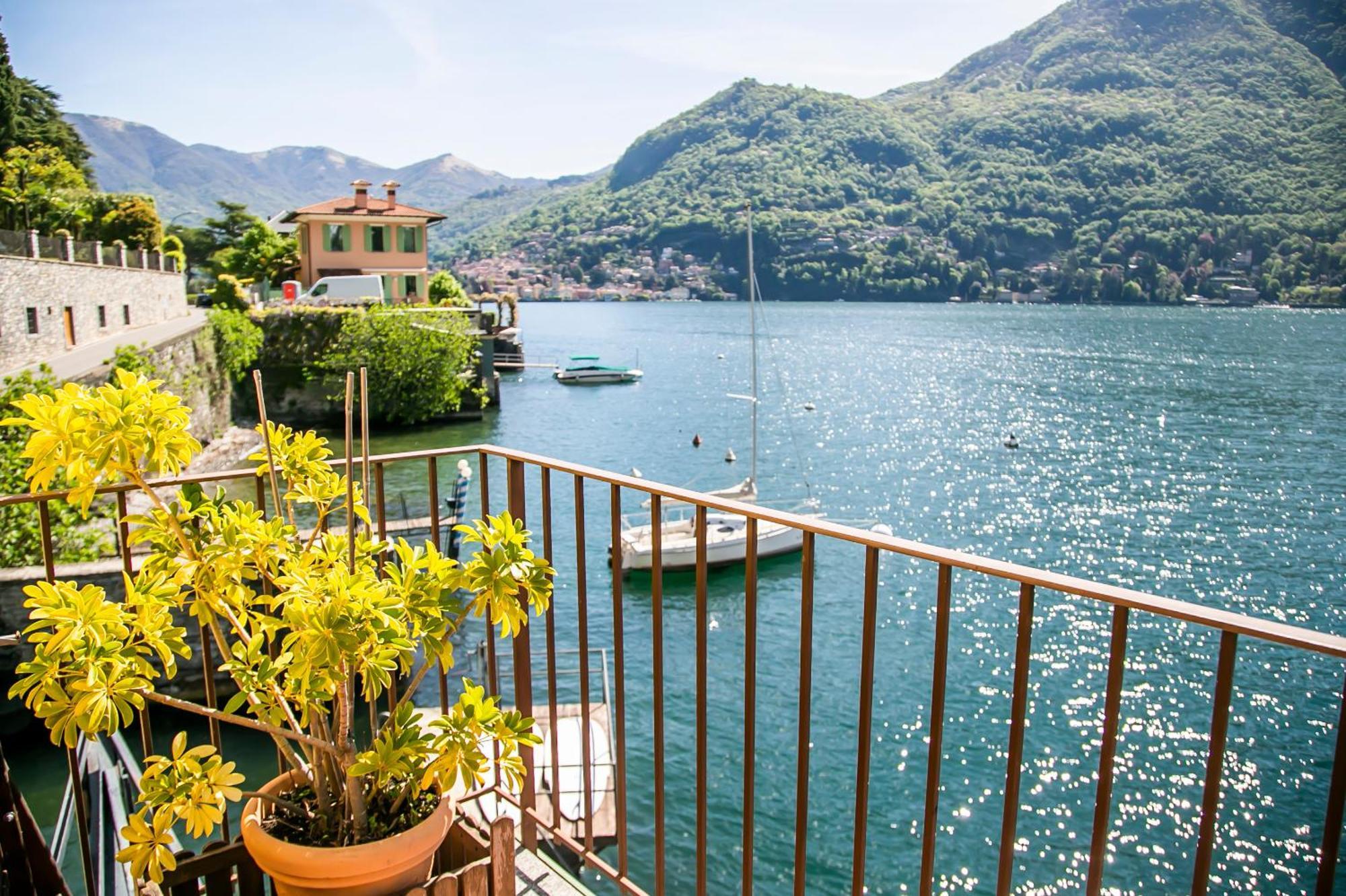 Darsena Di Riva Grande Hotel Moltrasio Ngoại thất bức ảnh